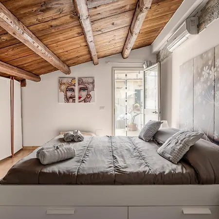 아파트 Sofia's Loft Incantevole Con Terrazza Privata *