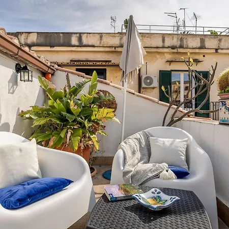 Sofia's Loft Incantevole Con Terrazza Privata 아파트 *